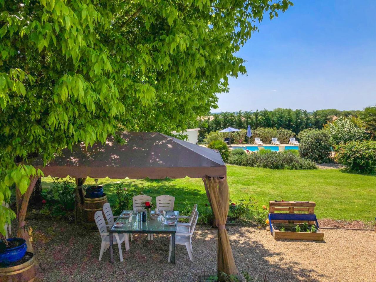 La Closerie Du Chene Bleu Val-de-Livenne Exteriér fotografie